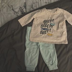 Baby outfit. Size 3-6 months